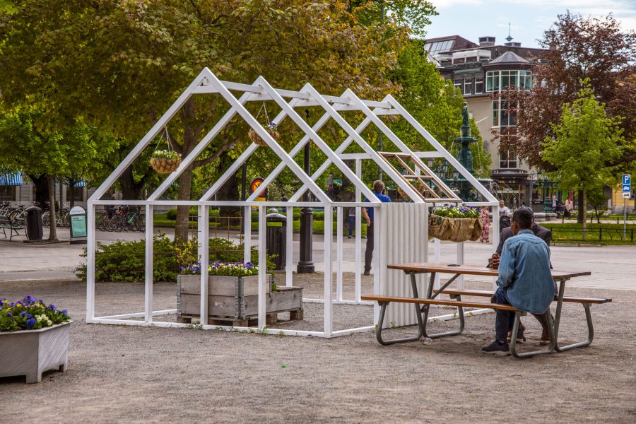 Gestaltad livsmiljö för hälsa och välbefinnande. Stomme till ett hus. Foto: Elisabeth Ohlson Wallin