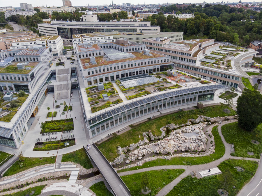 Future Island - ett levande konstverk tar plats på Albano. Foto: Ricard Estay/Statens konstråd